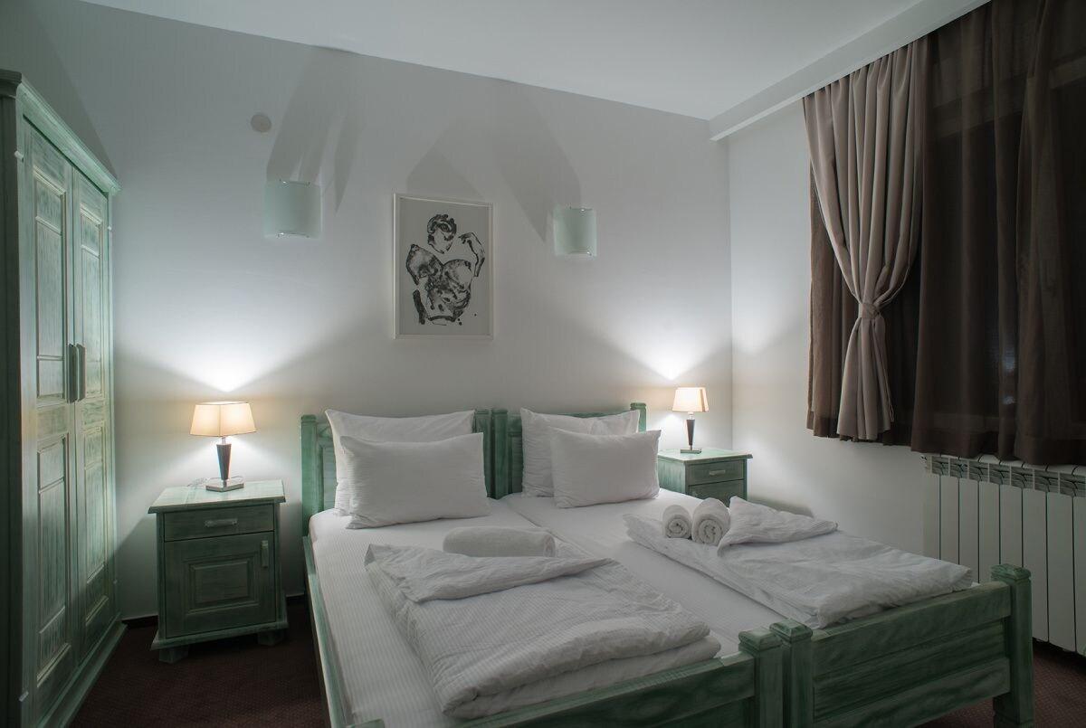 Hotel Trim Никшич Экстерьер фото