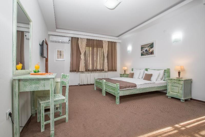 Hotel Trim Никшич Номер фото